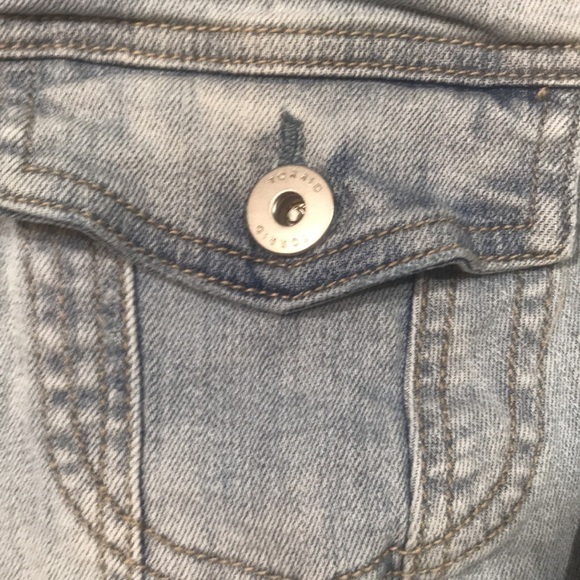 Torrid Light Wash Crop Denim Distressed Button Front Vest size 3X- 22/24 - Picture 6 of 12